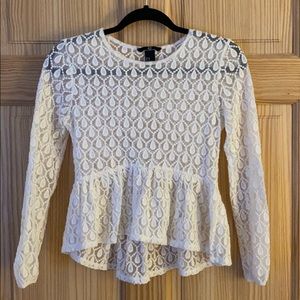 🔥SALE🔥 6/$25 White shear Peplum Top